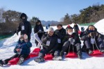 0207 강남구청(사진1) 썰매를 타는 참가자들.jpg